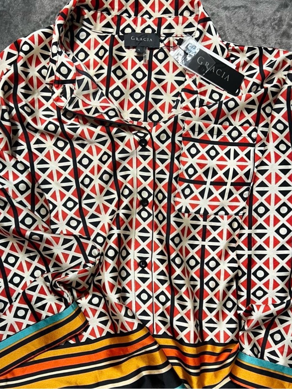 Gracia Red, Black & Cream Geo-Print Top